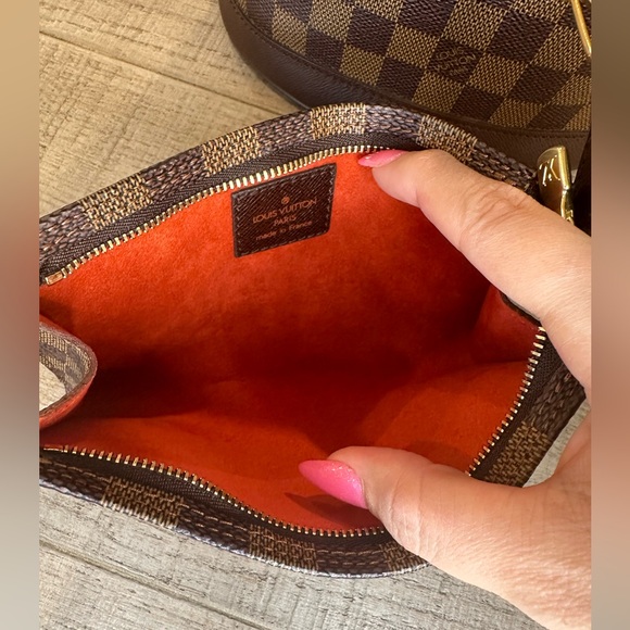 Louis Vuitton Damier Ebene Marais Bucket Bag PM - Picture 10 of 15